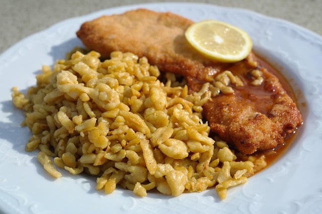 Bild på en klassisk tysk schnitzel.
